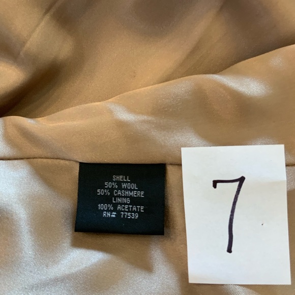 George Simonton, Tan Wool and Cashmere Coat.  Size 6 - Picture 7 of 9